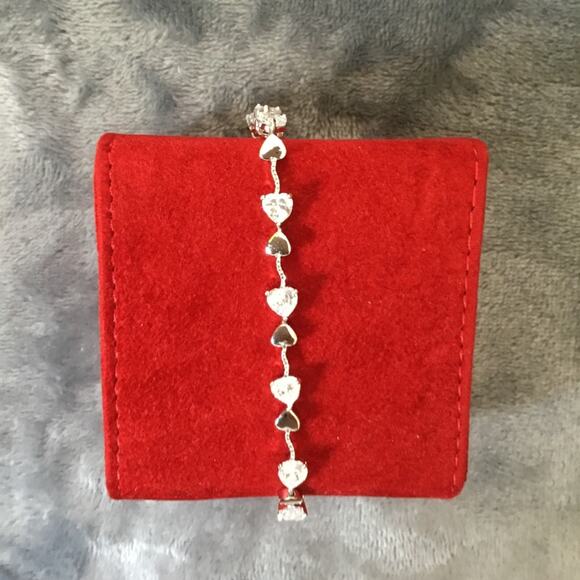 Silver Multi-Star and Heart Bracelet - Picture 2 of 7